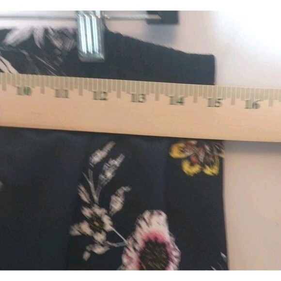 Eye Candy Romper Jumpsuit L Navy Blue Floral Wide Leg Flounce Boho Resortwear - Picture 3 of 8